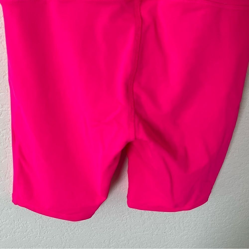 Good American Women’s 1 Biker Shorts - Picture 3 of 8